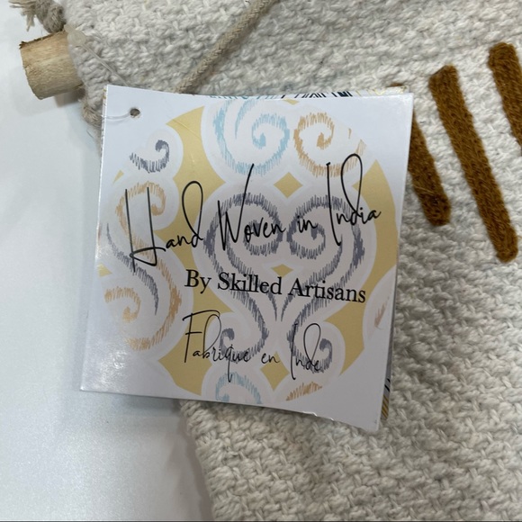 CONCEPTS IN TIME Waterfall Fringe Woven Tapestry - Picture 4 of 6